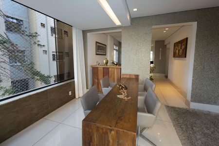 Varanda da Sala de TV de apartamento para alugar com 4 quartos, 198m² em Santo Antônio, Belo Horizonte
