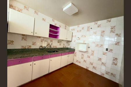 Apartamento à venda com 149m², 4 quartos e 1 vaga