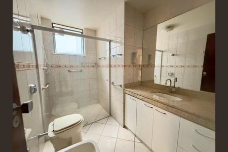 Apartamento à venda com 149m², 4 quartos e 1 vaga