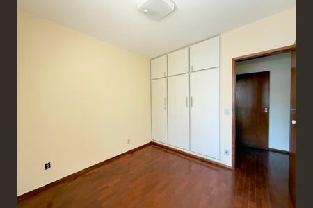 Apartamento à venda com 149m², 4 quartos e 1 vaga