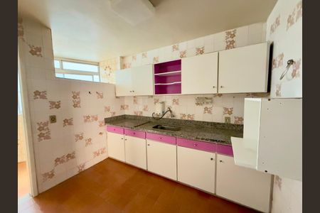Apartamento à venda com 149m², 4 quartos e 1 vaga