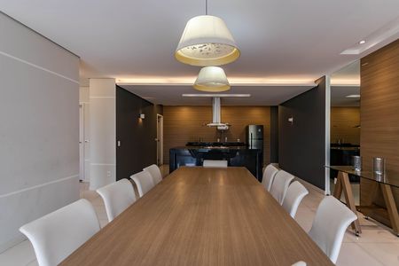 Apartamento para alugar com 114m², 3 quartos e 2 vagas Apartamento para alugar com 114m², 3 quartos e 2 vagasÁrea Comum