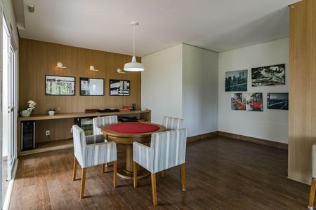 Apartamento para alugar com 114m², 3 quartos e 2 vagas Apartamento para alugar com 114m², 3 quartos e 2 vagasÁrea Comum