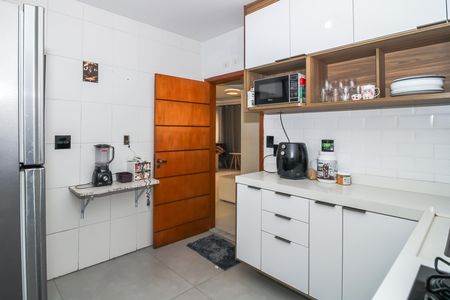 Apartamento à venda com 116m², 3 quartos e 1 vaga Apartamento à venda com 116m², 3 quartos e 1 vagaCozinha
