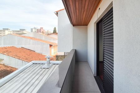 Casa à venda com 260m², 3 quartos e 4 vagas Casa à venda com 260m², 3 quartos e 4 vagasvaranda da Suíte 3