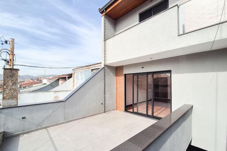 Casa à venda com 260m², 3 quartos e 4 vagas Casa à venda com 260m², 3 quartos e 4 vagasVaranda da Sala