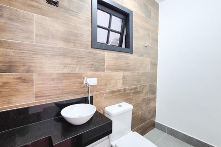 Casa à venda com 260m², 3 quartos e 4 vagas Casa à venda com 260m², 3 quartos e 4 vagasLavabo