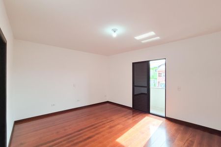 Casa à venda com 260m², 3 quartos e 4 vagas Casa à venda com 260m², 3 quartos e 4 vagasSuíte 2