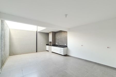 Casa à venda com 260m², 3 quartos e 4 vagas Casa à venda com 260m², 3 quartos e 4 vagasÁrea gourmet