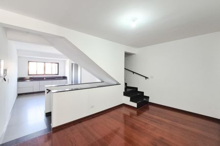 Casa à venda com 260m², 3 quartos e 4 vagas Casa à venda com 260m², 3 quartos e 4 vagasSala 2