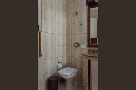 Apartamento à venda com 64m², 2 quartos e 2 vagas Apartamento à venda com 64m², 2 quartos e 2 vagasBanheiro