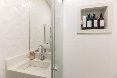 Apartamento à venda com 50m², 2 quartos e 1 vaga Apartamento à venda com 50m², 2 quartos e 1 vagaBanheiro