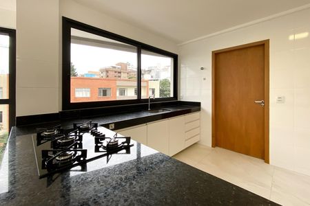 Apartamento à venda com 101m², 3 quartos e 2 vagas Apartamento à venda com 101m², 3 quartos e 2 vagasCozinha
