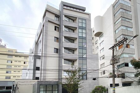 Apartamento à venda com 101m², 3 quartos e 2 vagas Apartamento à venda com 101m², 3 quartos e 2 vagasFachada