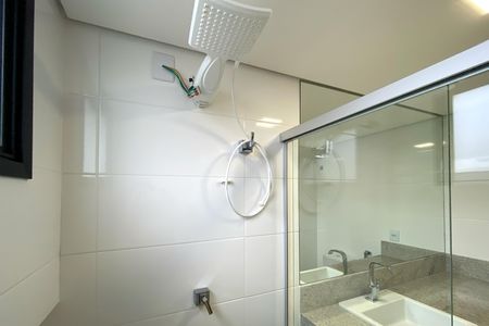 Apartamento à venda com 101m², 3 quartos e 2 vagas Apartamento à venda com 101m², 3 quartos e 2 vagasBanheiro da Suíte 1