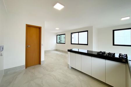Apartamento à venda com 101m², 3 quartos e 2 vagas Apartamento à venda com 101m², 3 quartos e 2 vagasCozinha