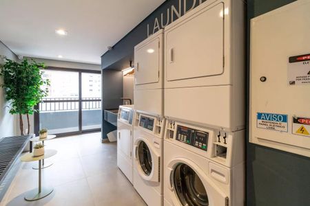 Studio para alugar com 25m², 1 quarto e sem vaga Studio para alugar com 25m², 1 quarto e sem vagaLavanderia