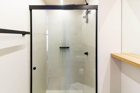 Studio para alugar com 25m², 1 quarto e sem vaga Studio para alugar com 25m², 1 quarto e sem vagaBanheiro