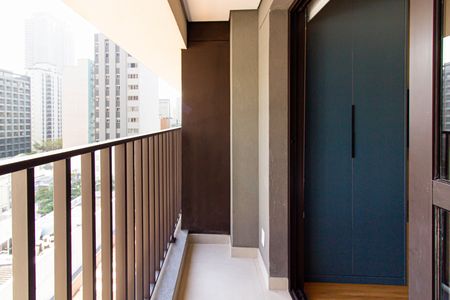 Studio para alugar com 25m², 1 quarto e sem vaga Studio para alugar com 25m², 1 quarto e sem vagaVaranda