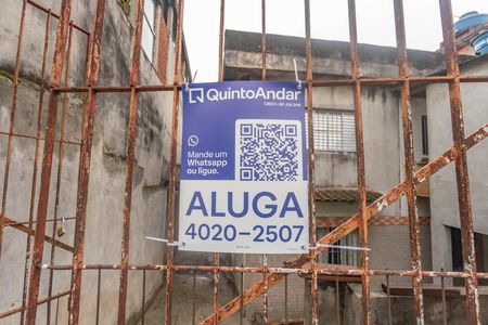 Casa para alugar com 60m², 3 quartos e 1 vaga Casa para alugar com 60m², 3 quartos e 1 vagaPlaca