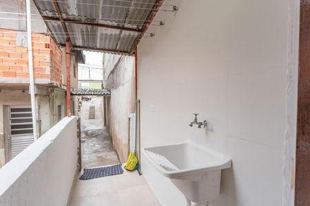 Casa para alugar com 60m², 3 quartos e 1 vaga Casa para alugar com 60m², 3 quartos e 1 vagaÁrea de serviço