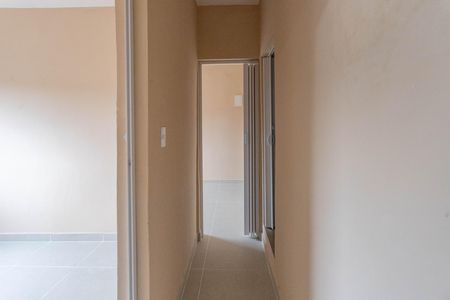 Corredor de casa para alugar com 3 quartos, 60m² em Casa Grande, Diadema