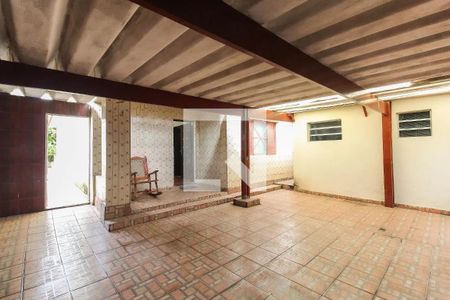Casa à venda com 198m², 6 quartos e 2 vagasGaragem
