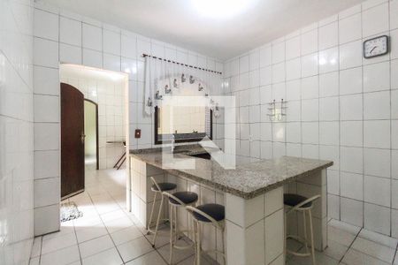 Casa à venda com 198m², 6 quartos e 2 vagasCozinha