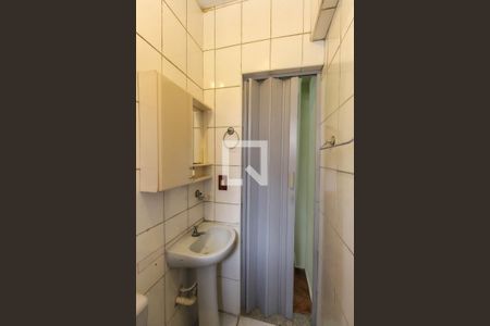 Casa à venda com 198m², 6 quartos e 2 vagasBanheiro