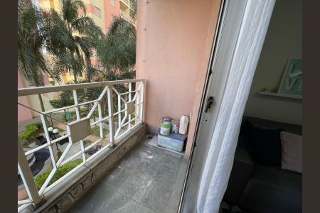 Apartamento à venda com 63m², 3 quartos e 1 vagaVaranda
