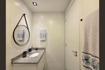 Apartamento à venda com 27m², 1 quarto e sem vagaBanheiro da Suíte