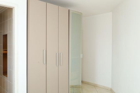 Apartamento à venda com 82m², 2 quartos e 1 vagaQuarto 2