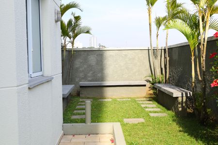 Apartamento à venda com 82m², 2 quartos e 1 vagaÁrea comum - Área de convivência