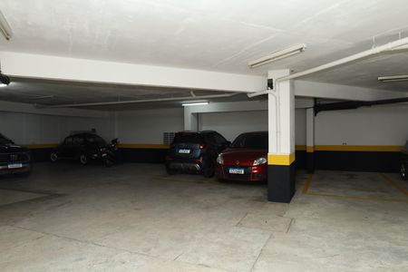 Apartamento à venda com 82m², 2 quartos e 1 vagaÁrea comum - Estacionamento