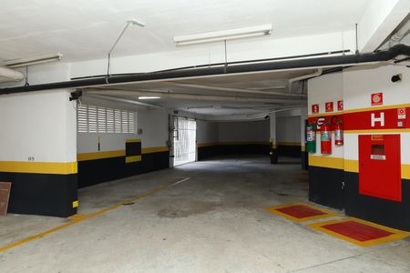 Apartamento à venda com 82m², 2 quartos e 1 vagaÁrea comum - Estacionamento