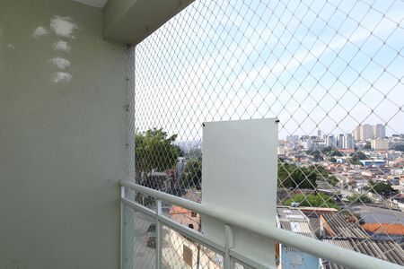 Apartamento à venda com 82m², 2 quartos e 1 vagaSacada - Placa instalada na sacada do imóvel (4º andar) com visão para a rua - Código da placa: WYNY-780