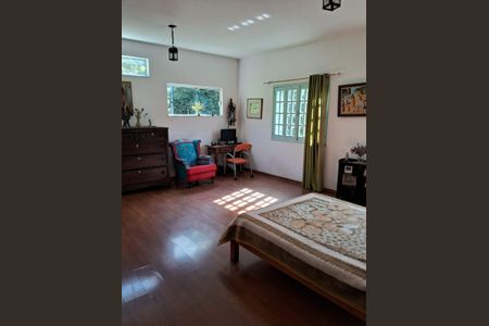 Casa para alugar com 238m², 4 quartos e 1 vaga Casa para alugar com 238m², 4 quartos e 1 vagaQuarto