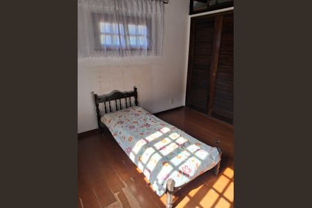 Casa para alugar com 238m², 4 quartos e 1 vaga Casa para alugar com 238m², 4 quartos e 1 vagaQuarto