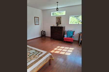 Casa para alugar com 238m², 4 quartos e 1 vaga Casa para alugar com 238m², 4 quartos e 1 vagaQuarto