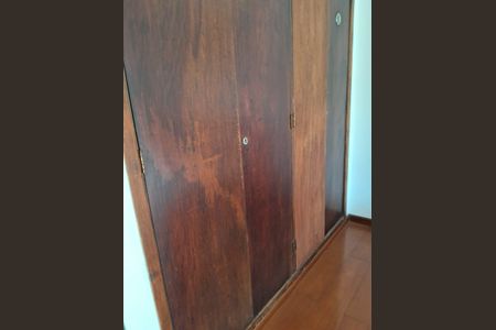 Casa para alugar com 238m², 4 quartos e 1 vaga Casa para alugar com 238m², 4 quartos e 1 vagaQuarto
