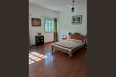 Casa para alugar com 238m², 4 quartos e 1 vaga Casa para alugar com 238m², 4 quartos e 1 vagaQuarto