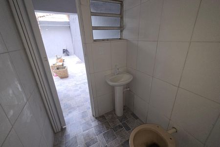 Casa para alugar com 200m², 3 quartos e 4 vagas Casa para alugar com 200m², 3 quartos e 4 vagasBanheiro 3