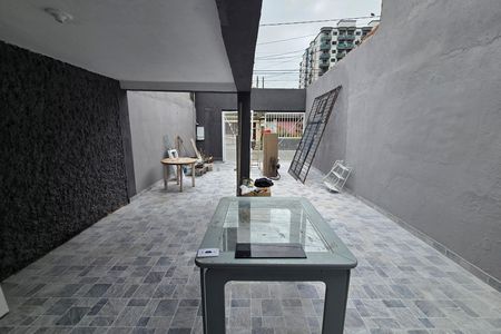 Garagem de casa para alugar com 3 quartos, 200m² em Guilhermina, Praia Grande