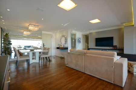 Apartamento à venda com 160m², 3 quartos e 2 vagas