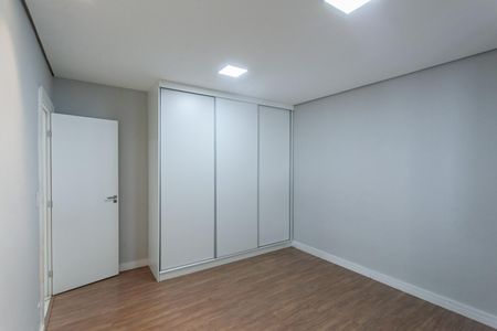 Casa para alugar com 213m², 3 quartos e 5 vagas Casa para alugar com 213m², 3 quartos e 5 vagasQuarto 1
