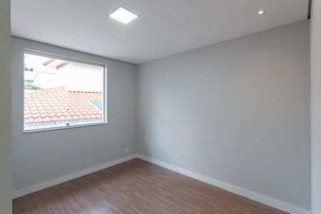Casa para alugar com 213m², 3 quartos e 5 vagas Casa para alugar com 213m², 3 quartos e 5 vagasQuarto 2