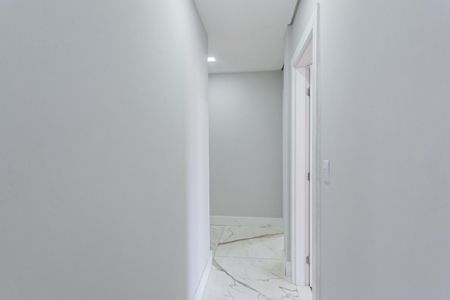Casa para alugar com 213m², 3 quartos e 5 vagas Casa para alugar com 213m², 3 quartos e 5 vagasCorredor