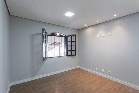 Casa para alugar com 213m², 3 quartos e 5 vagas Casa para alugar com 213m², 3 quartos e 5 vagasQuarto 1