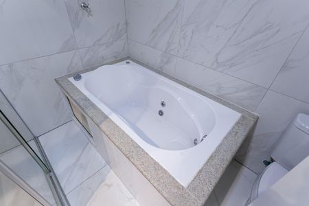 Casa para alugar com 213m², 3 quartos e 5 vagas Casa para alugar com 213m², 3 quartos e 5 vagasBanheiro da suíte