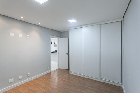 Casa para alugar com 213m², 3 quartos e 5 vagas Casa para alugar com 213m², 3 quartos e 5 vagasQuarto 1